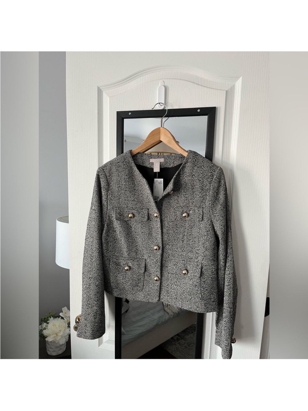 H&M Gray Tweed Gold-Button Collarless Jacket